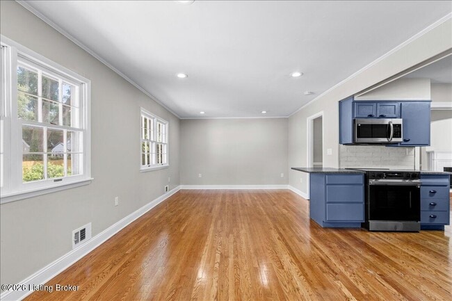 Building Photo - 3921 Staebler Ave