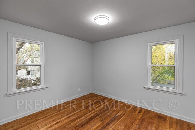 Building Photo - Charming 3-Bedroom Home with Walkout Basem...