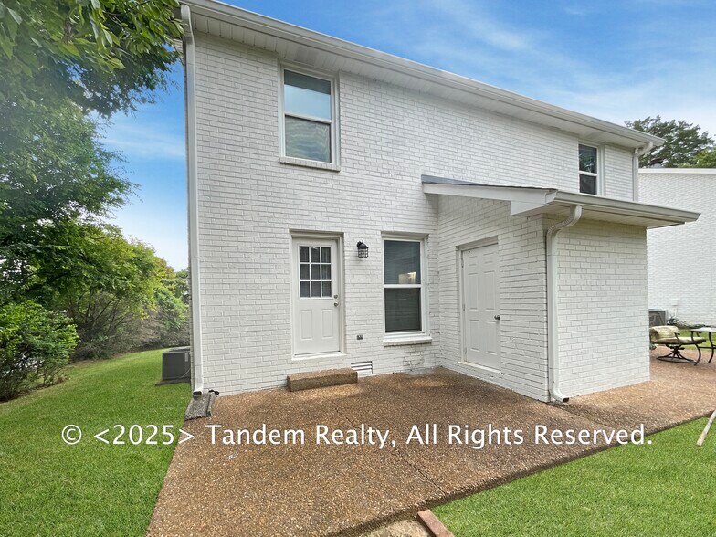 Building Photo - 4833 Sheffield Dr