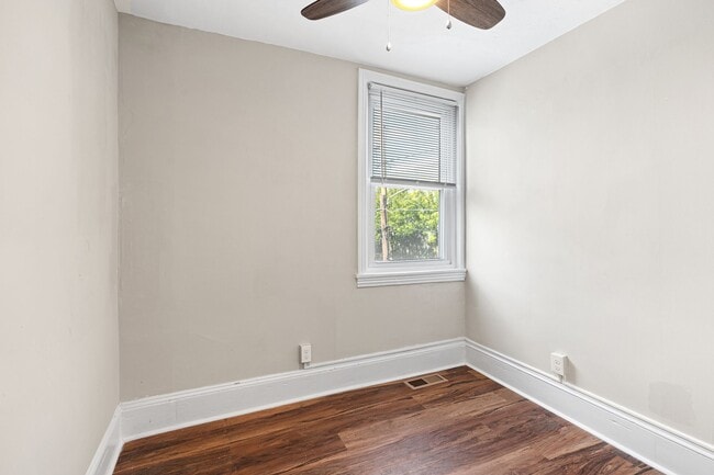 Building Photo - 2623 Sepviva St