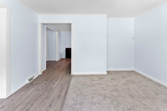 Building Photo - 77 Luka Rd