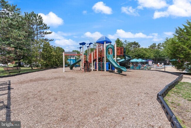 Building Photo - 8073 Morning Meadow Ct