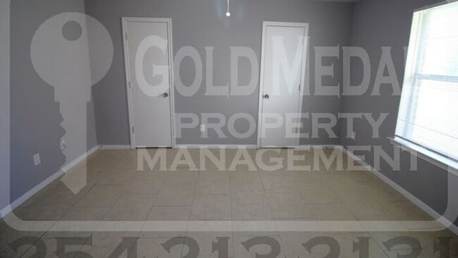 Building Photo - 3409 Atkinson Ave