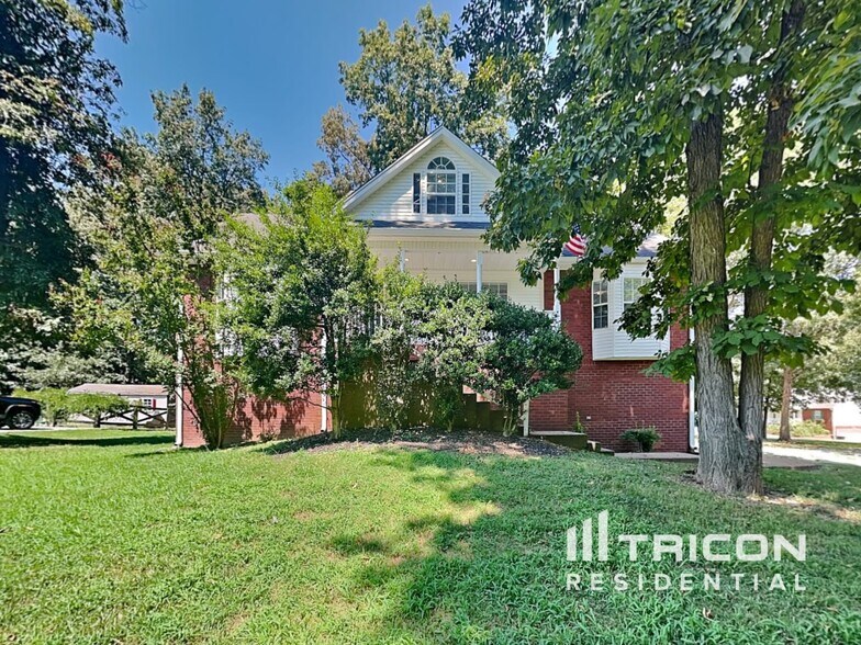 Building Photo - 1114 Archer Dr