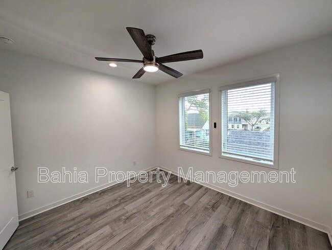 Building Photo - 2108 E 22nd Ave.