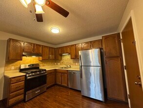 Building Photo - 379 Huse Rd