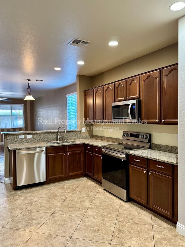 Building Photo - 9156 W Mine Trail