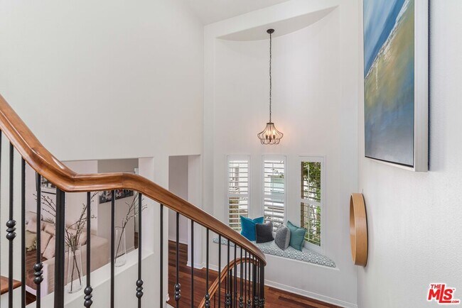 Building Photo - 5734 S Celedon Creek