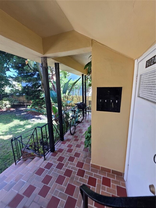 Building Photo - 8024 Harding Ave