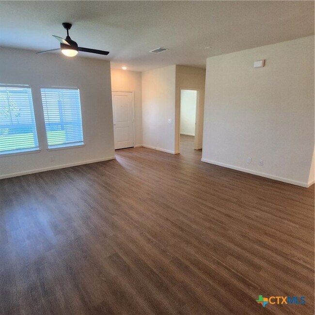 Building Photo - 475 River Fair Blvd
