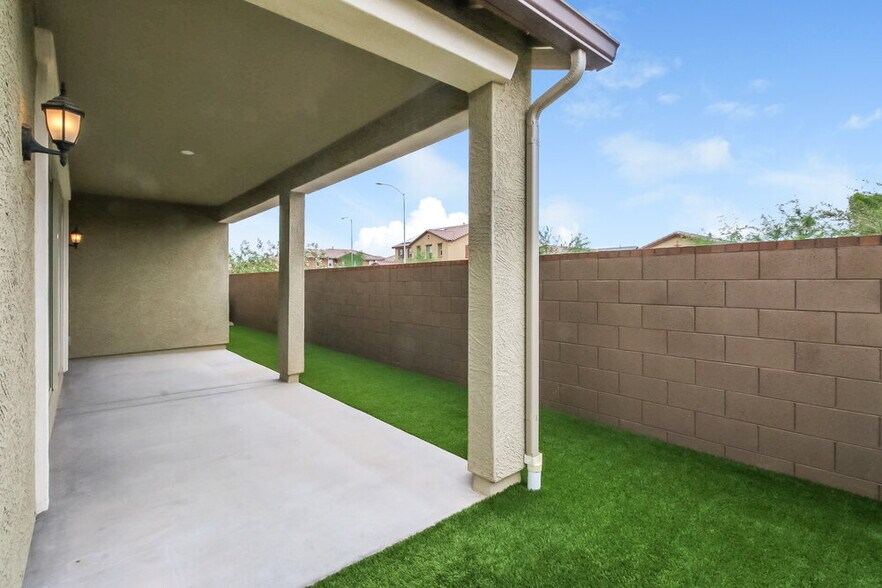 Building Photo - 1266 N Banning