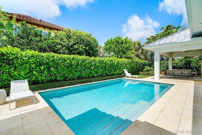 Building Photo - 106 Beachway Dr