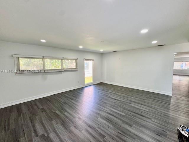 Building Photo - 1128 SW 21st Ave