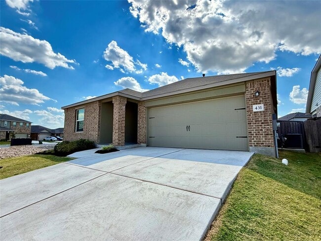 Building Photo - 431 Sebring Cir