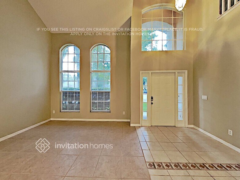 Building Photo - 391 Oak Springs Ct