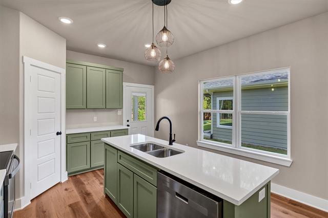 Building Photo - 807 Branding Iron Trail