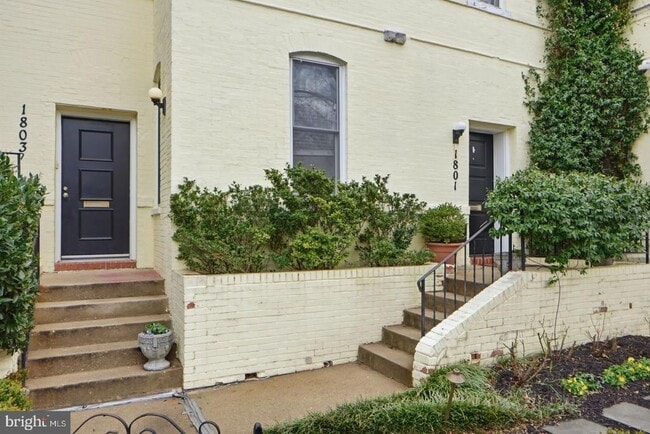 Building Photo - 949 S St NW