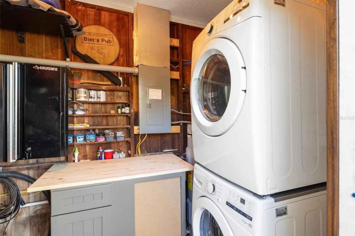 Building Photo - 603 Frances St