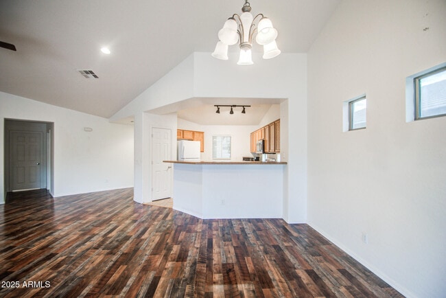 Building Photo - 2586 W Bartlett Way