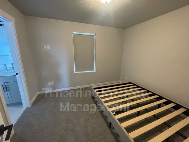 Building Photo - 7359 Hunter Jumper Dr