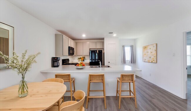 Building Photo - 7814 Switchgrass Crk Dr