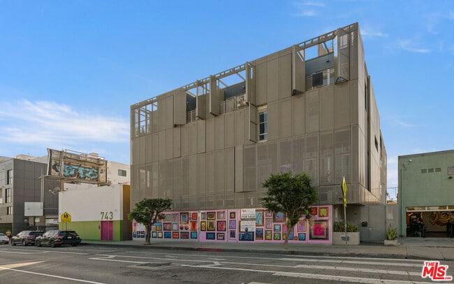 Building Photo - 751 N Fairfax Ave