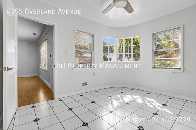 Building Photo - 4385 Overland Ave
