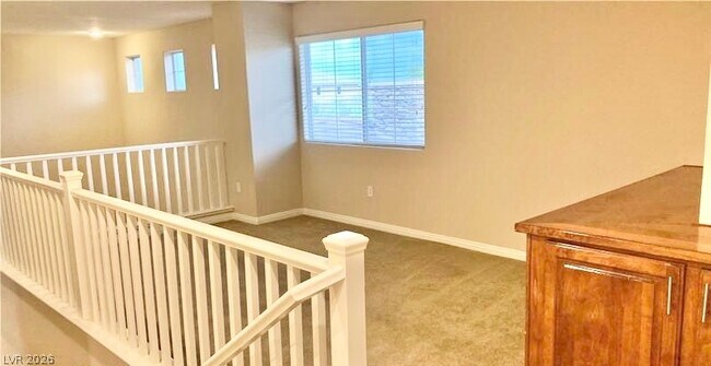 Building Photo - 10360 Blue Ginger Dr