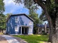 Building Photo - 912 N Davis St