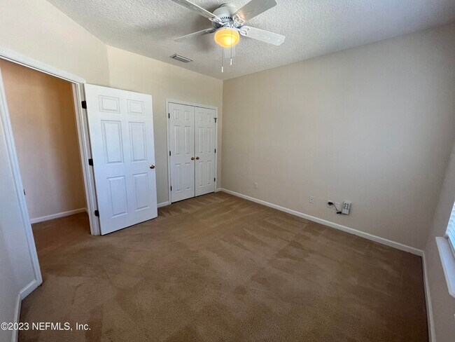 Building Photo - 1590 Calming Water Dr
