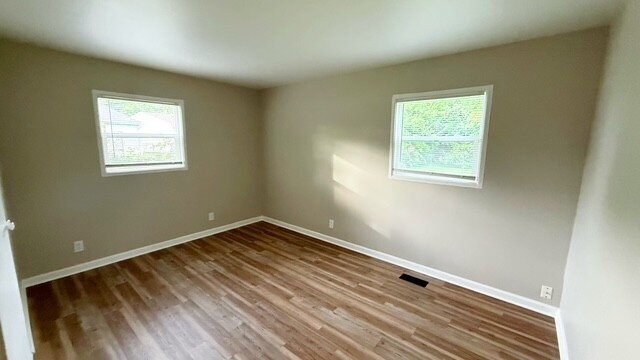 Building Photo - LAWRENCE TWP 3 BEDROOM AVAILABLE NOW!