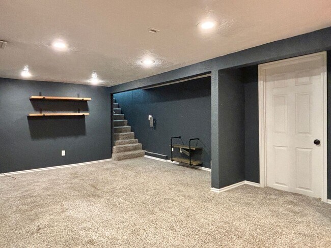 Building Photo - Charming Home in Salt Lake City!