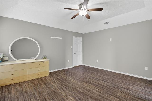Building Photo - 1809 Greenbend Dr