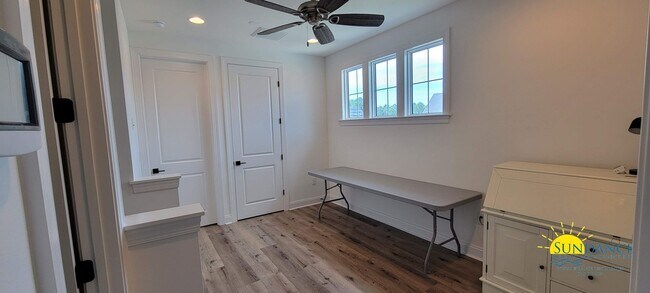 Building Photo - Luxury Living - Highly Desired Watersound Origins!