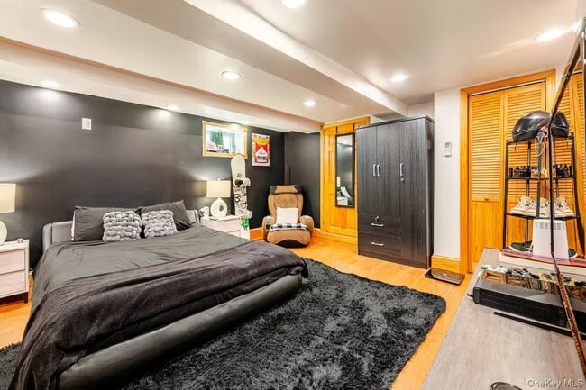 Building Photo - 151-05 20th Rd