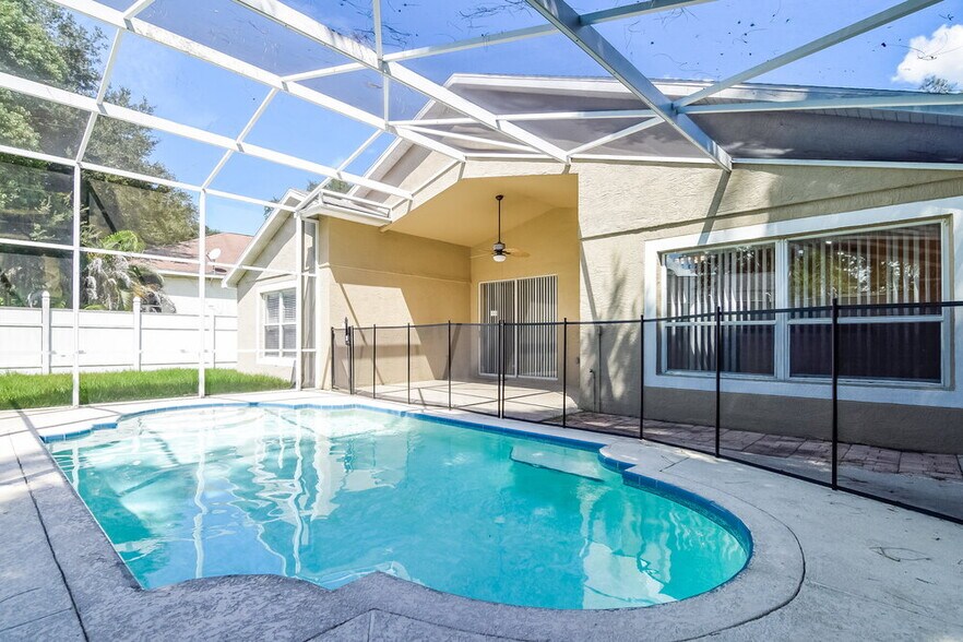 Building Photo - 5147 Pond View Ct