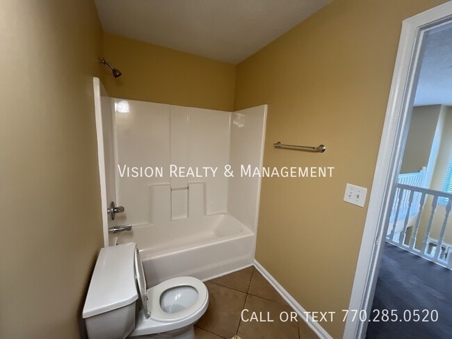 Building Photo - 4694 Glider Cir