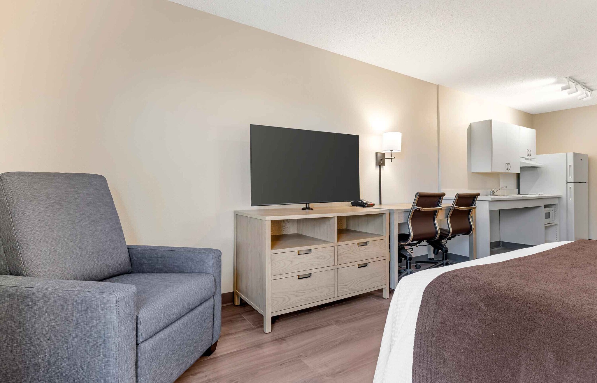 Building Photo - Furnished Studio-San Diego - Carlsbad Village by the Sea