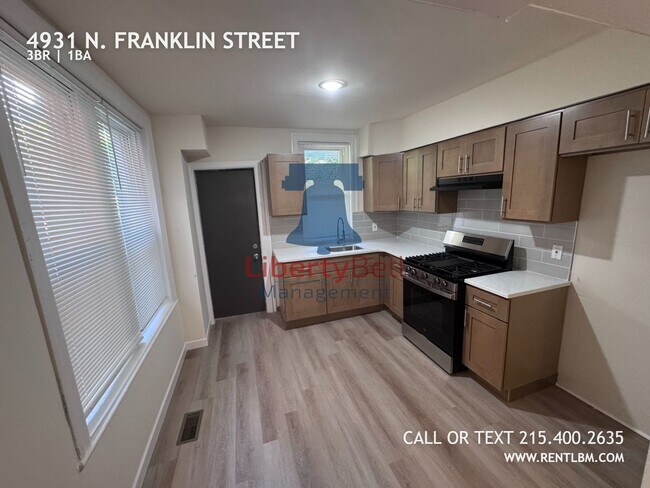 Building Photo - 4931 N Franklin St