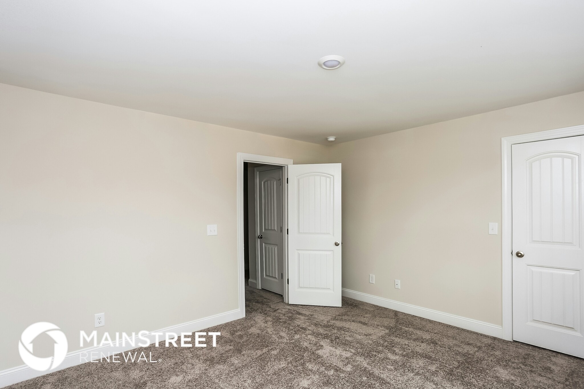 Building Photo - 2136 Moselle Dr
