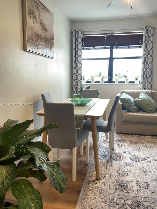 Building Photo - 1390 Ocean Dr