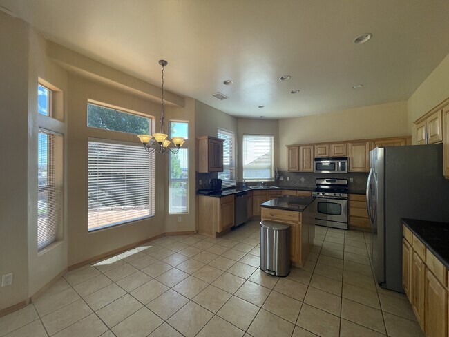 Building Photo - 6809 Chapingo Rd NE