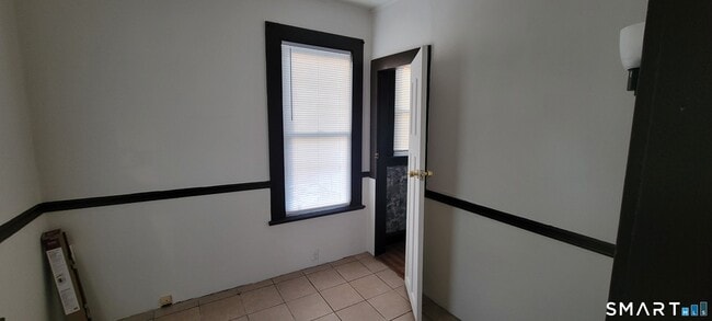 Building Photo - 130 Church St