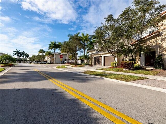 Building Photo - 7010 NW 106th Ave