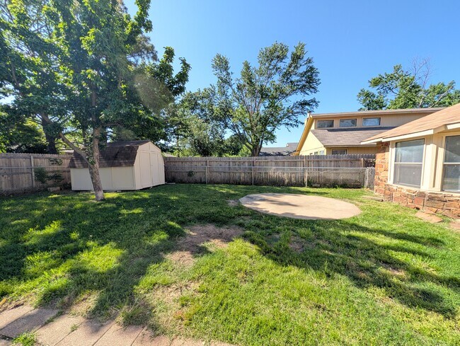 Building Photo - 1707 S 138th E Ave