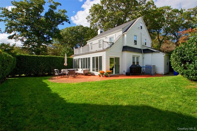 Building Photo - 60 Thayer Rd