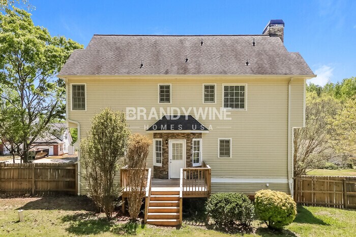 Building Photo - 204 Bonnie Sue Dr