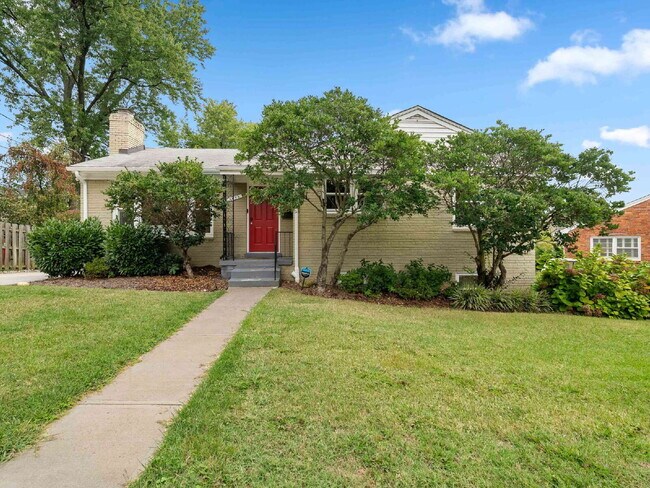 Primary Photo - 6095 Wilson Blvd