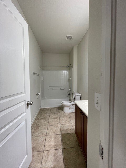 Building Photo - 8118 Running Brook Ln