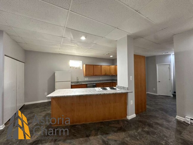 Building Photo - 3519 Rosekemp Ave